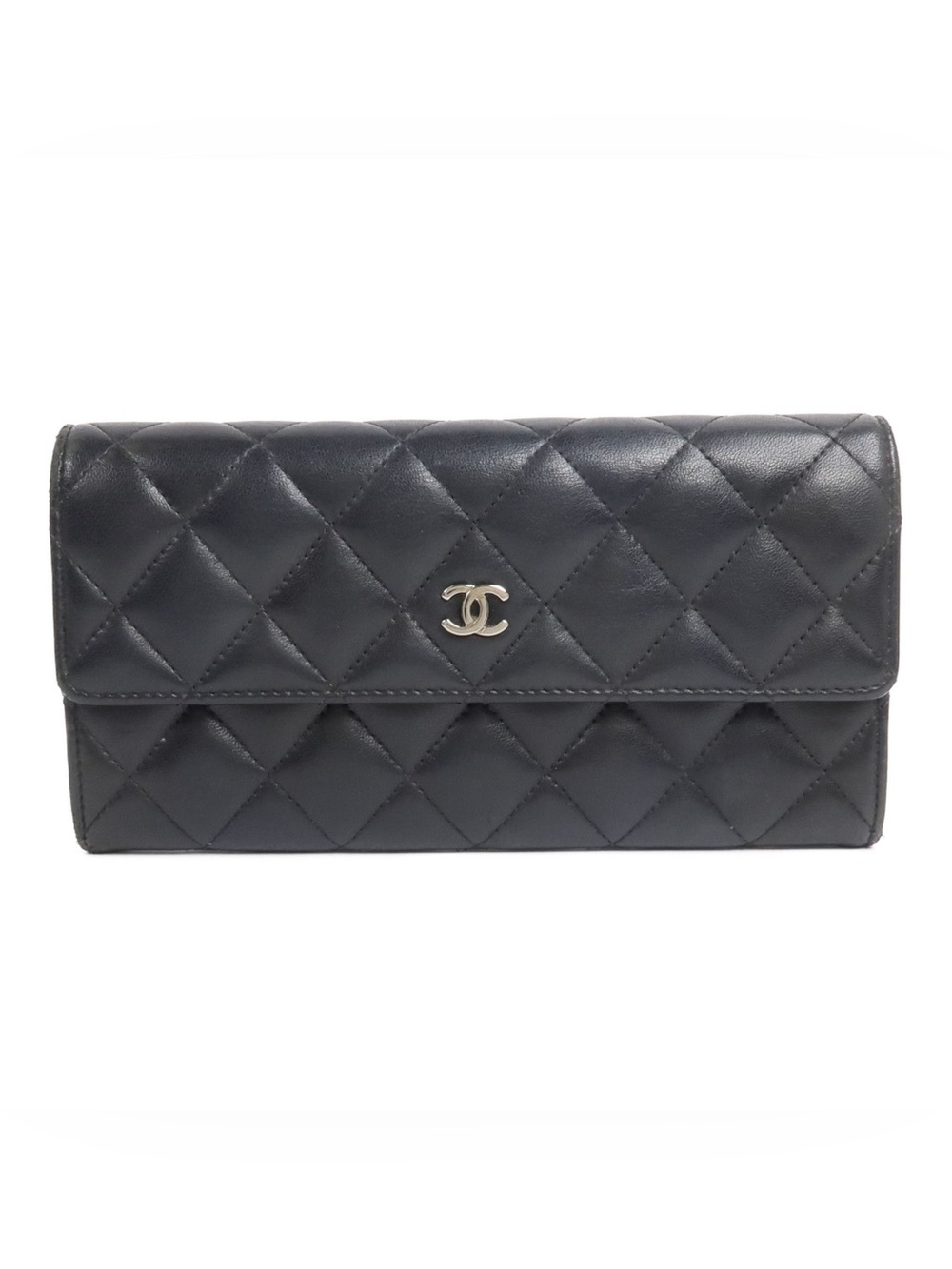✨🛍️ Chanel Black Quilted Lambskin Leather Flap Wallet